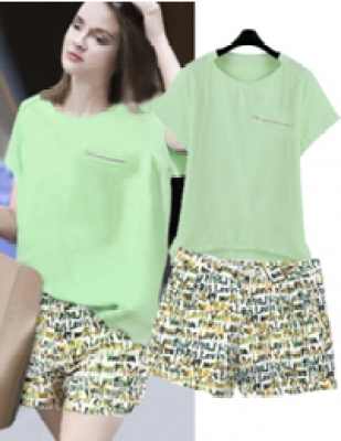 曉天服飾 庫存服飾行業(yè)的個(gè)體連鎖新勢力